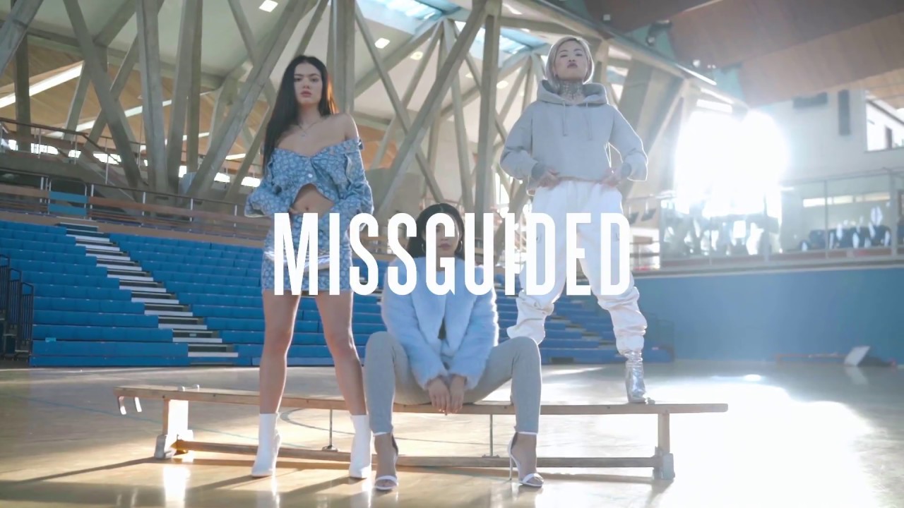 Steppin’ into 2018 like… | Missguided
